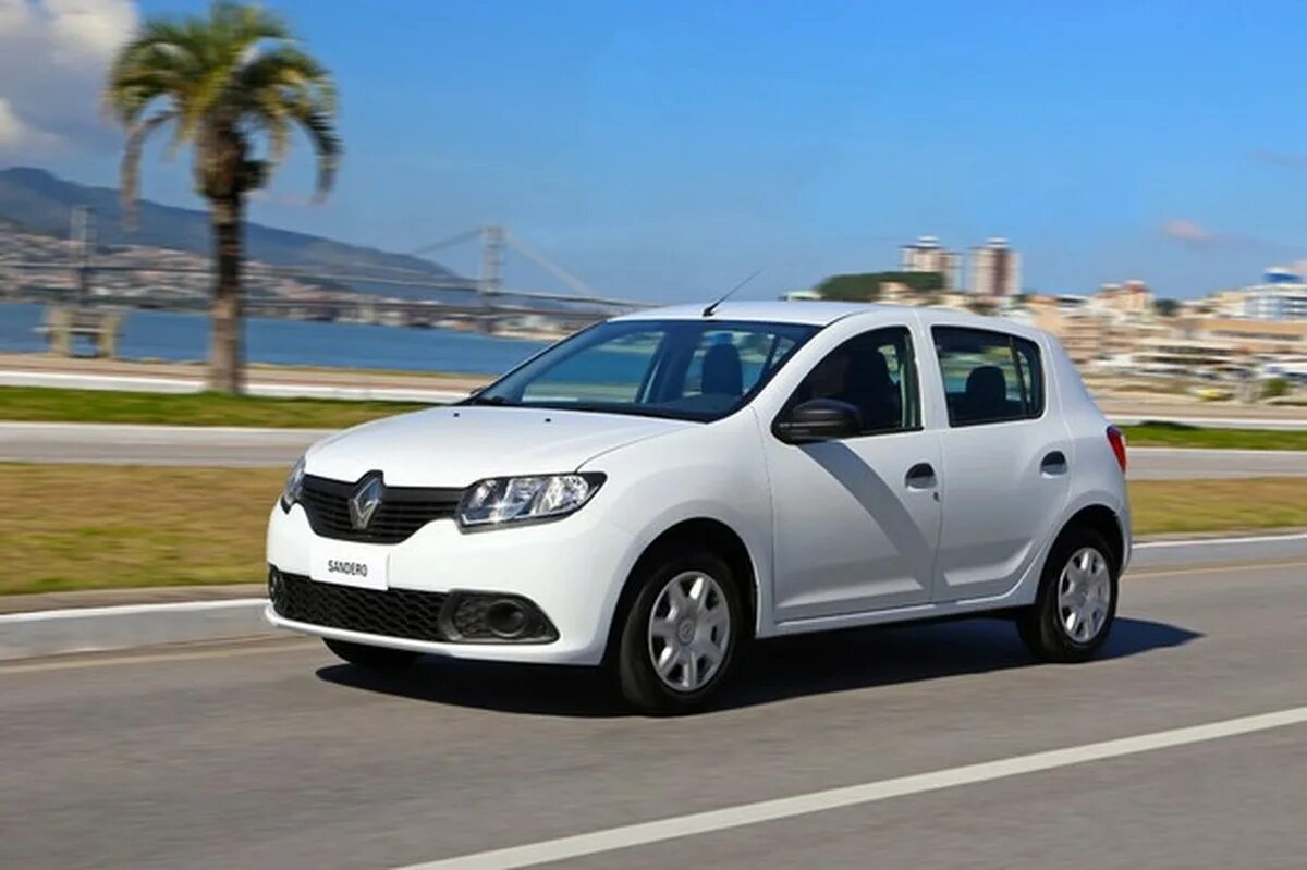 Как выглядит renault. Renault Sandero 2. Renault Sandero 1. Рено Сандеро 2015 1.2. Рено Сандеро 1.2.