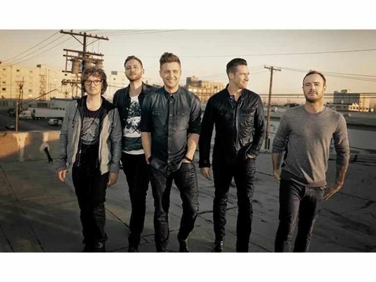 Солист ван репаблик. Onerepublic native. Secrets onerepublic. One republic apologize. Onerepublic 2021.