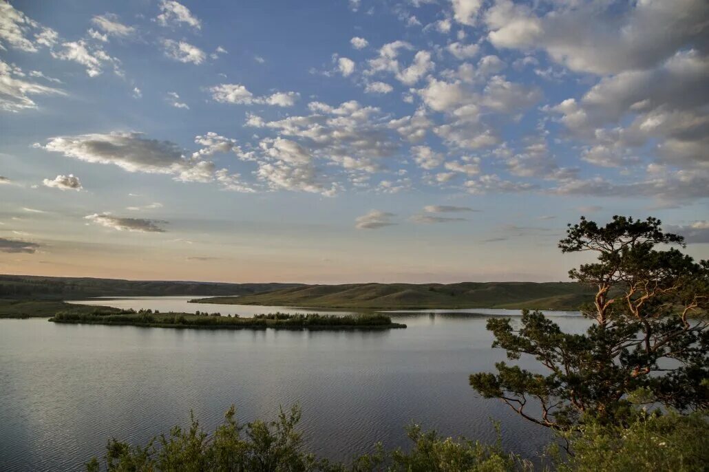 Сакмарское водохранилище в башкирии. Абдулкаримово Сакмарское водохранилище. Водохранилище Абдулкаримово Баймакский. Сакмарское водохранилище Баймакский район.