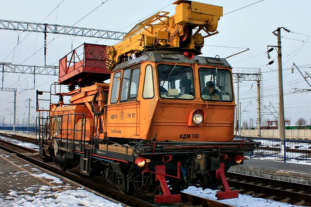 автомотриса асг. помощник машиниста автомотрисы. мпт 4 кабина. машинист автомотрисы жд. машинист автомотрисы.