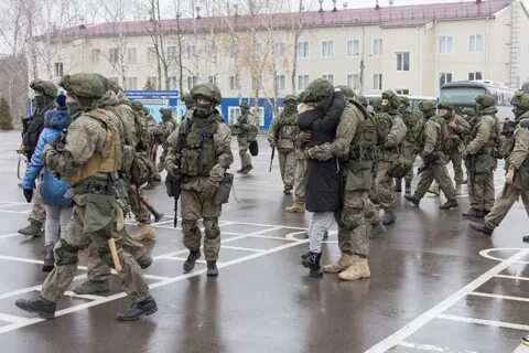 Служить вещам