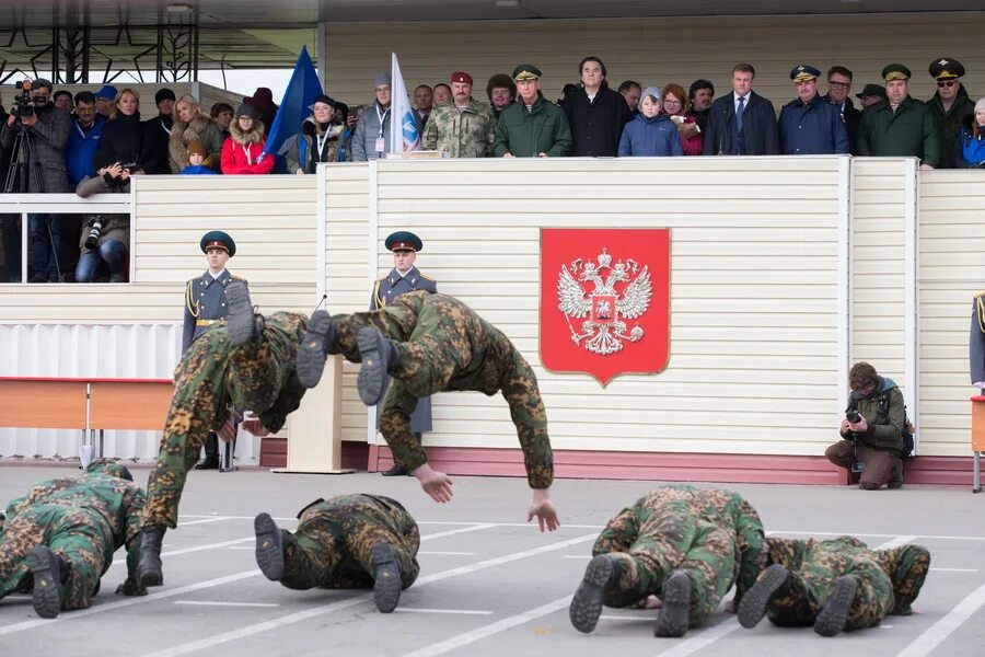 Национальная гвардия ОДОН. Спецназ Росгвардия ОДОН. ОДОН Балашиха дивизия Дзержинского. Балашиха Росгвардия дивизия Дзержинского. Росгвардия ходит