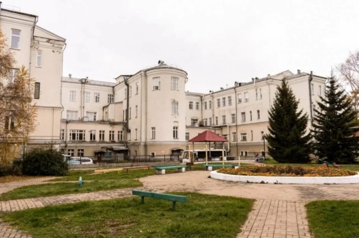 Детская областная на гагарина. Кузнецовская больница иркутск. Бульвар гагарина 4 иркутск. Детская областная на гагарина. Детская областная больница иркутск.