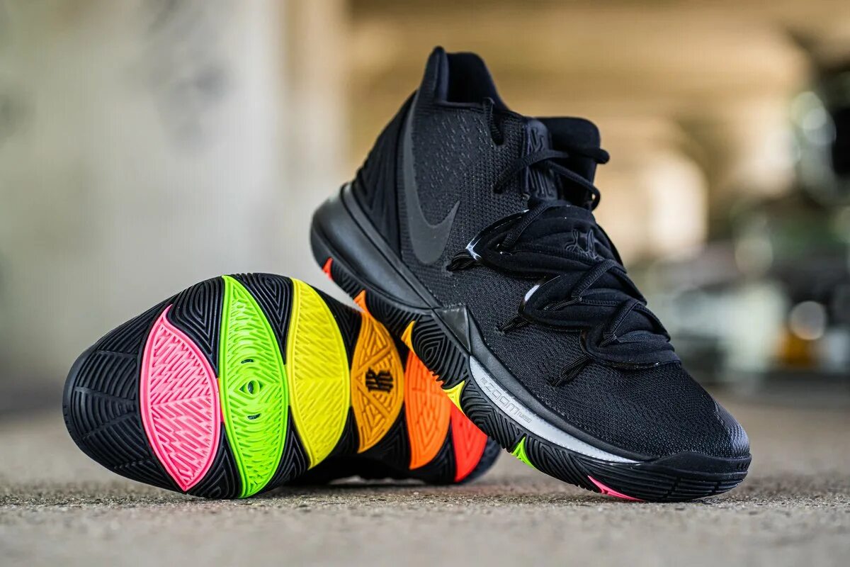 Найк Кайри 5. Nike Kyrie 8 Black. Найк Кайри 5 черные. Nike Kyrie 5 bred. Найк кайри