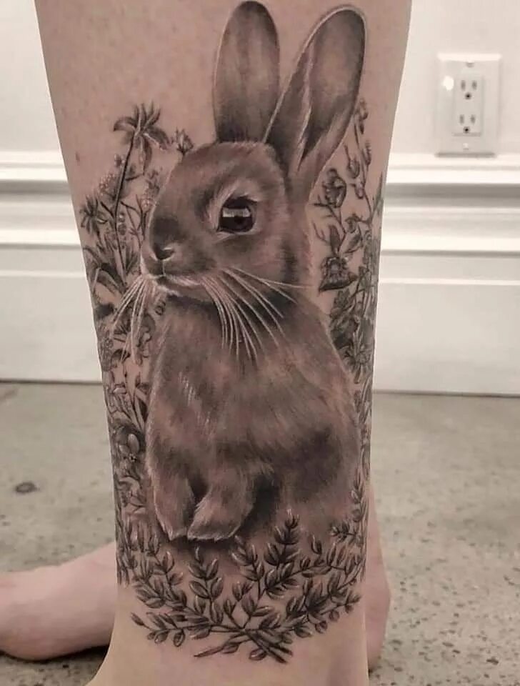 Тату кролик. Тату кролик на руке. Кролик тату эскиз. Тату кролик в цветах. Тату зайчик