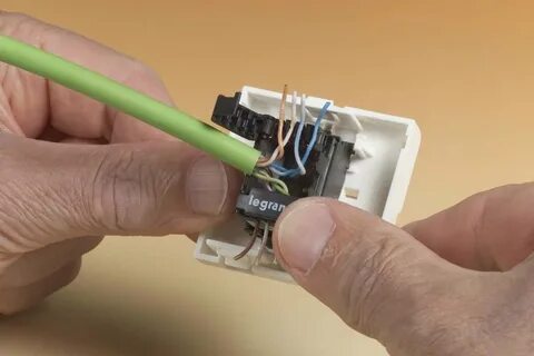 Подключение телефона в квартире