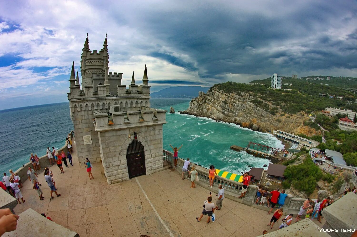 Ялта тур. Достопримечательности крыма 2025. экскурсии по крыму 2025. крымский полуостров. ялта туризм 2025.