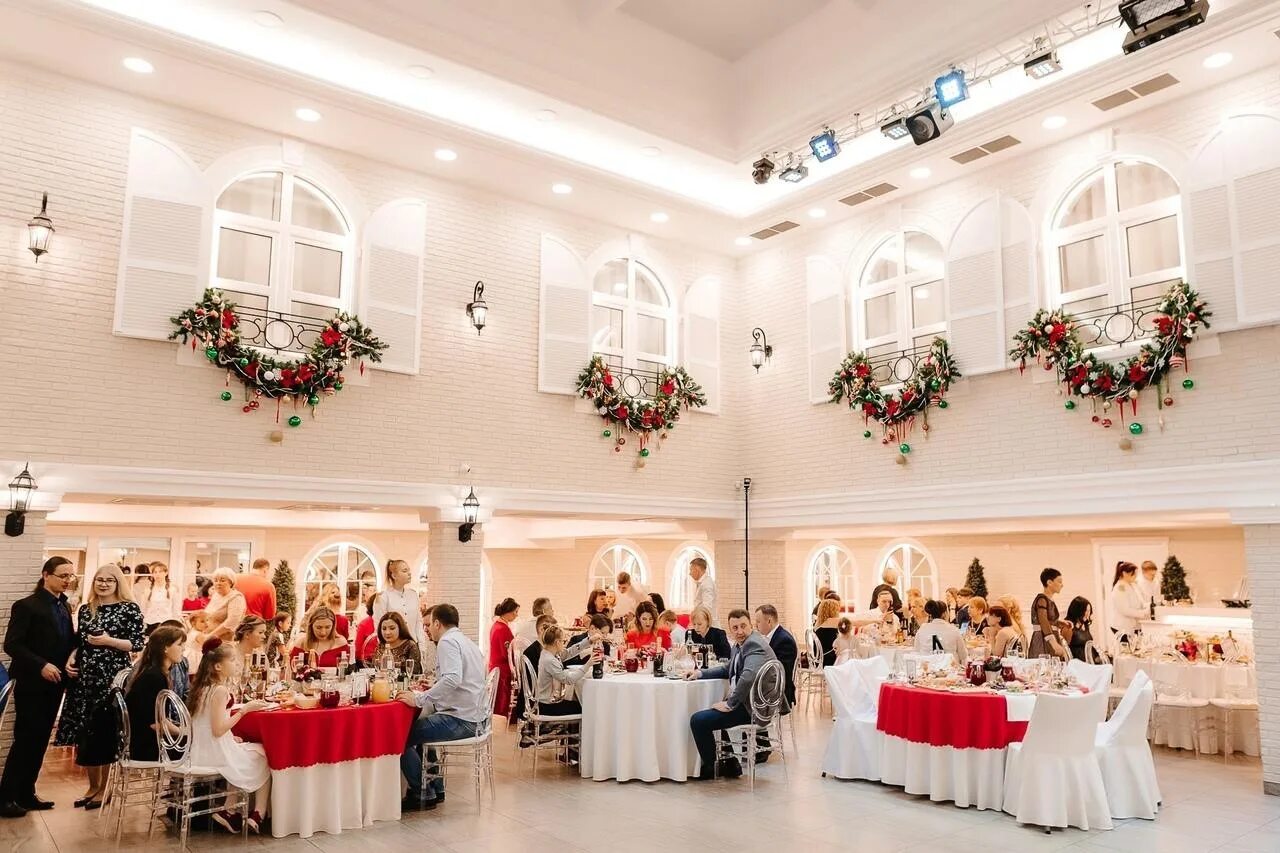 Банкетный зал вятка киров официальный сайт. Ресторан вятка киров. Банкетный зал вятка киров. Вятка банкетный зал вятка. Свадьба вятка киров.