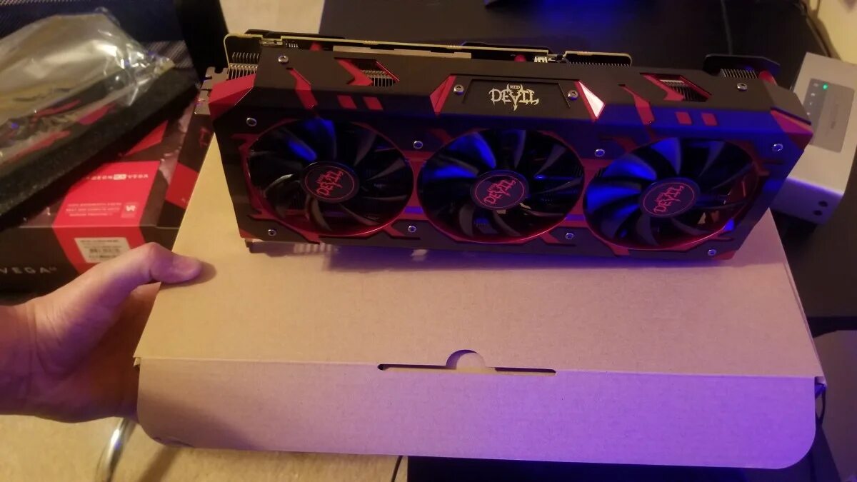 Vega 64 купить. Radeon RX Vega 64. POWERCOLOR Vega 64. Vega 64 8gb. Radeon RX Vega 64 LC.