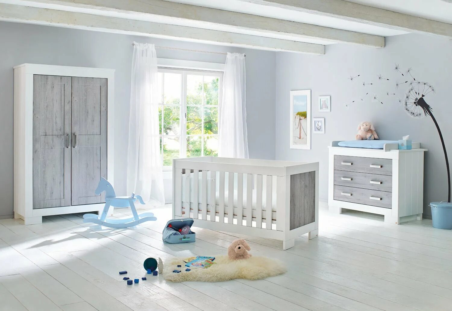 Baby bedroom. Комната для новорожденного. Светлая детская комната. Детская комната для новорожденной девочки. Дизайнерские детские комнаты для новорожденных.