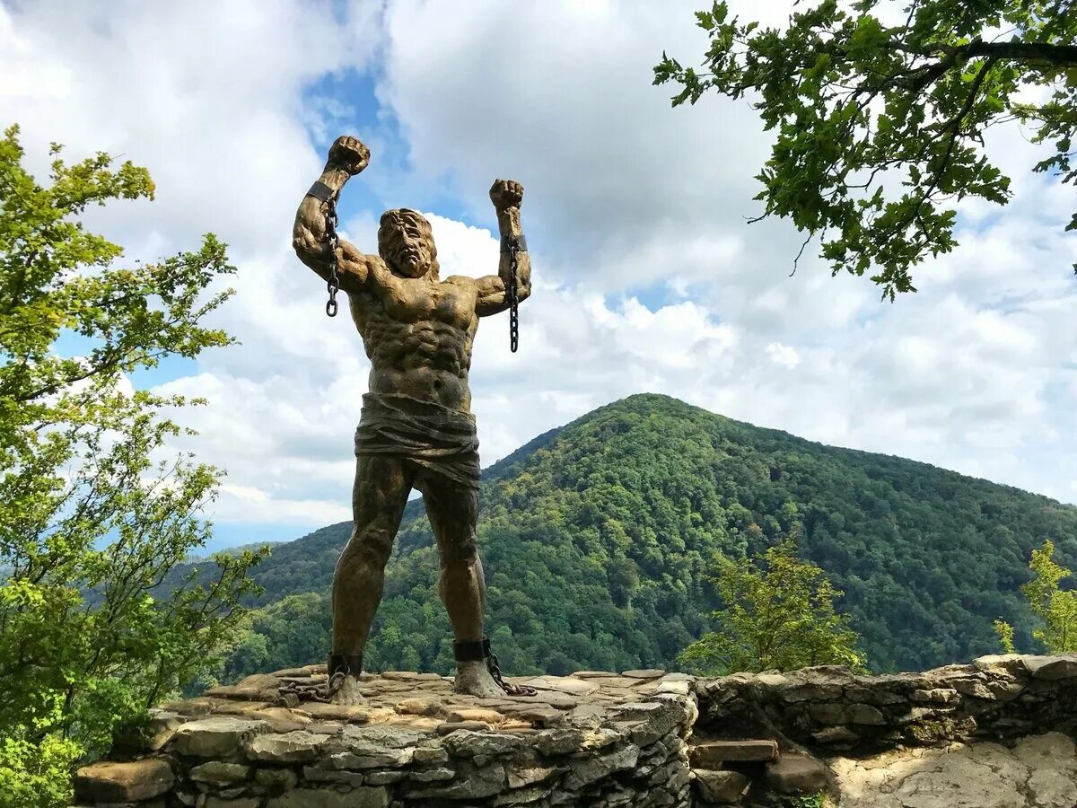 гора прометея сочи. прометей сочи орлиные скалы. орлиная скала где находится. прометей сочи орлиные скалы. орлиные скалы мацеста.