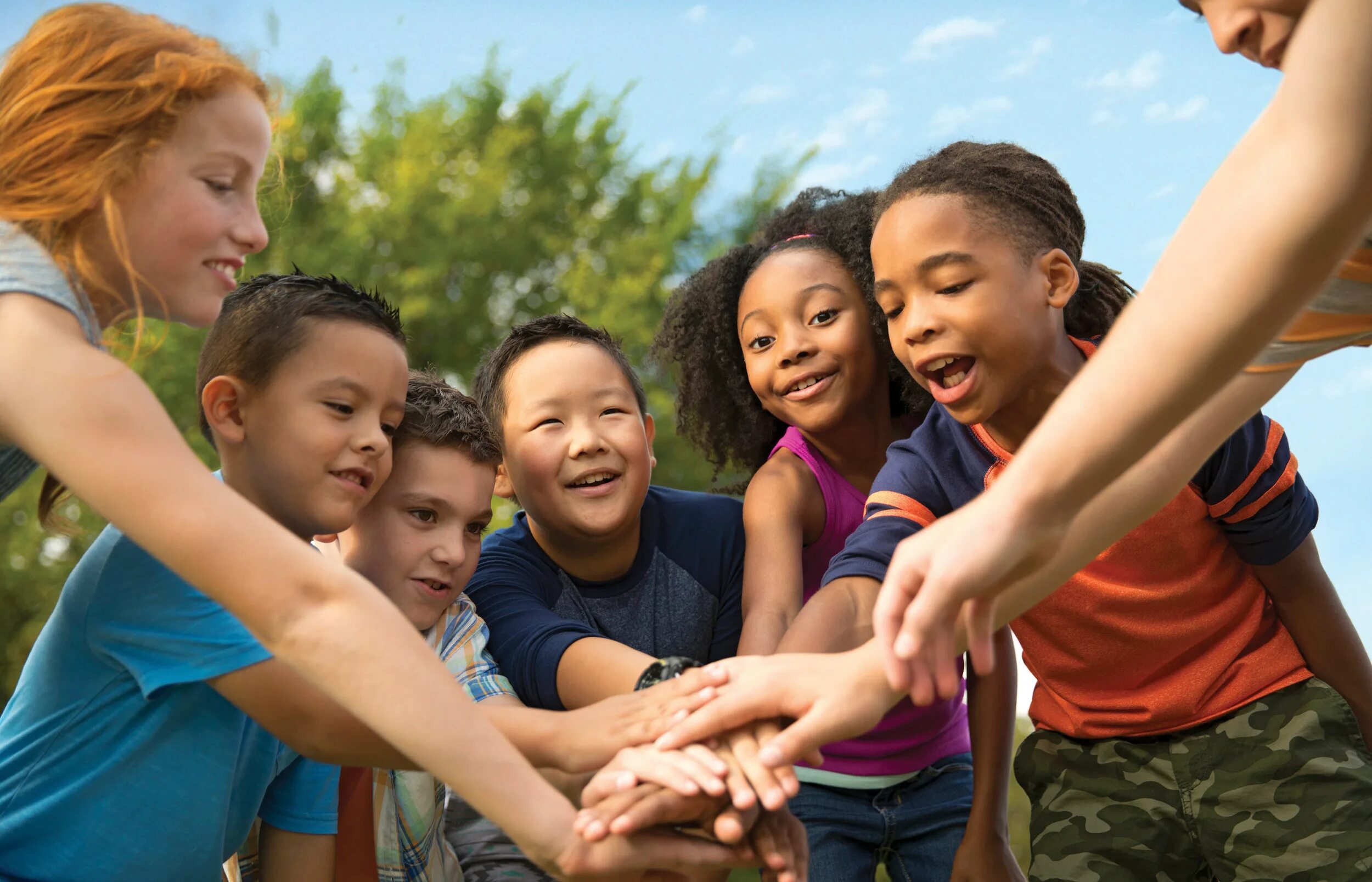 Счастливый ребенок. Kids Summer Camp. People from different Cultures. Summer School Kids.