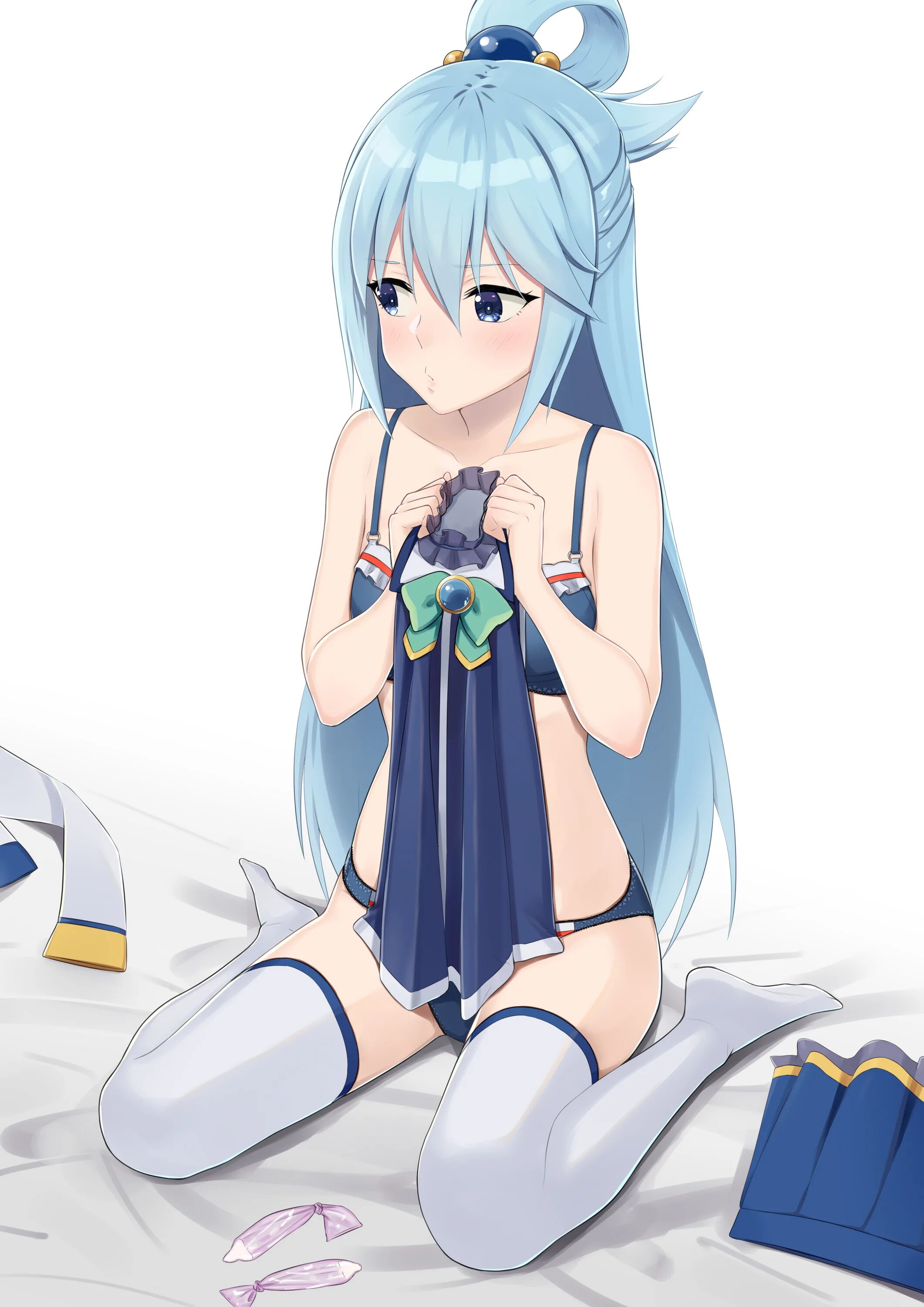 Аква 18. Aqua konosuba 18 белье. aqua коносуба трусы. аква коносуба в полотенце. konosuba aqua в купальнике.