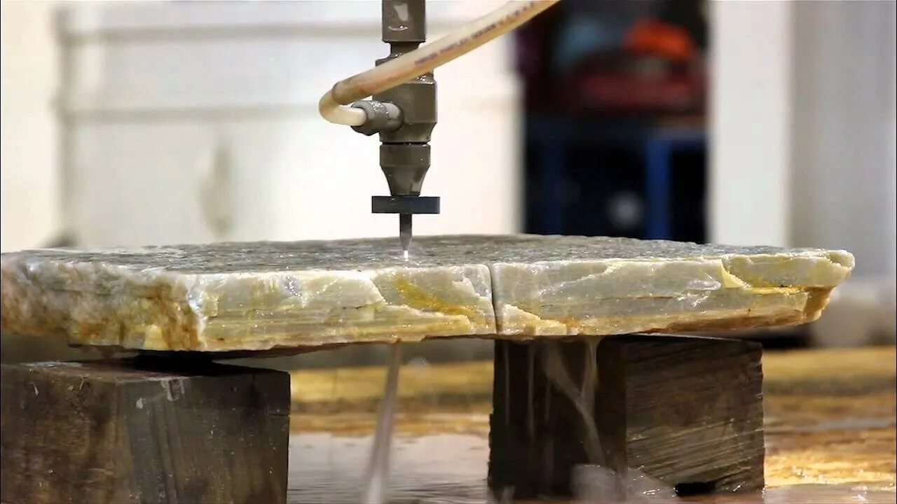 Техники обработки камня. Гидроабразивная резка гранита. Water Jet Cutting Stone. Резка натурального камня. Обработка натурального камня.