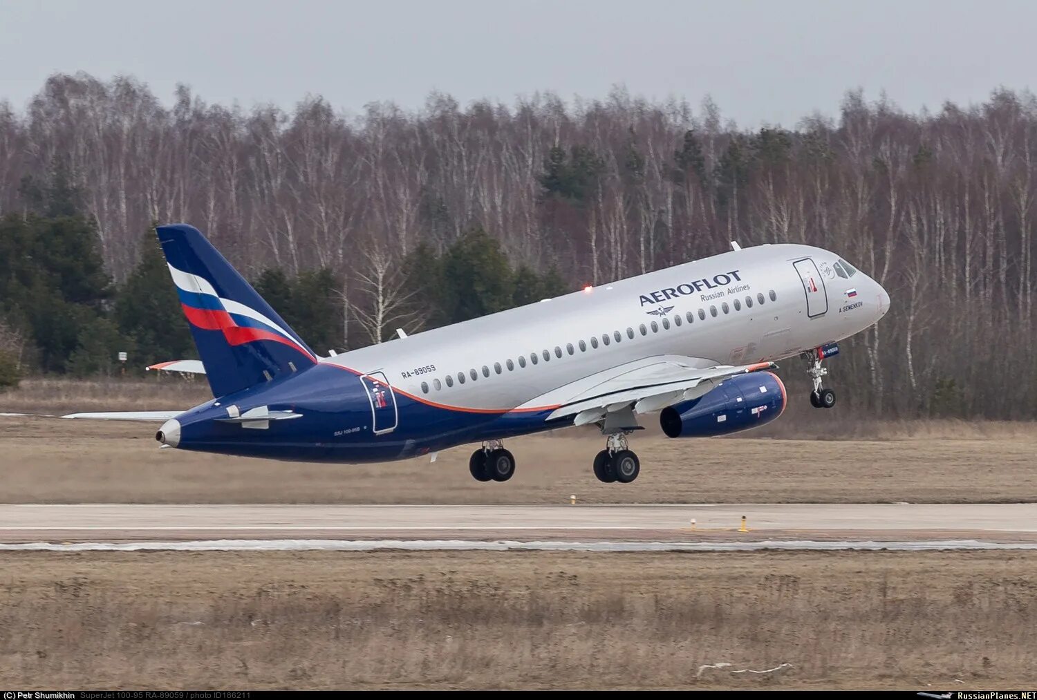 Sukhoi superjet 100-95. Superjet su 100 95. Суперджет 100-95 аэрофлот. Суперджет 100-95 аэрофлот. Superjet su 100 95.