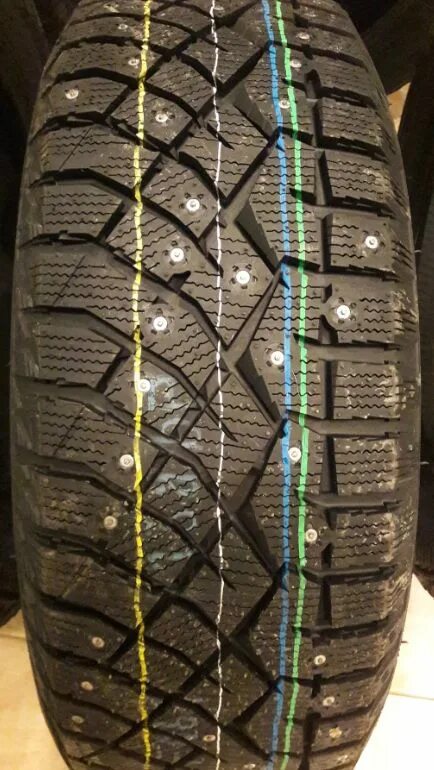 Nitto шипованная. Nitto therma spike 185/65r14. Nitto therma spike 225/55 r18 102t. Nitto therma spike. Nitto therma spike 185/65 r15.