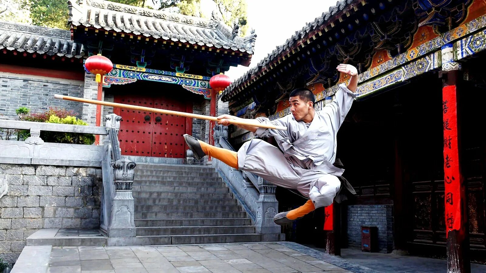 Shaolin temple. Монастырь Шаолинь Хэнань. Кунг-фу монастырь Шаолинь. Китай храм Шаолинь. Храм монахов Шаолинь.