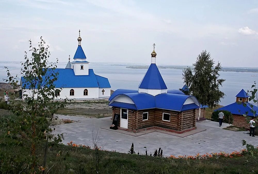 Кашпир самарская область. Село Кашпир Сызранский район. Поселок Новокашпирский Сызрань. Кашпир рудник Сызрань. Поселок Новокашпирский Самарская обл храм.