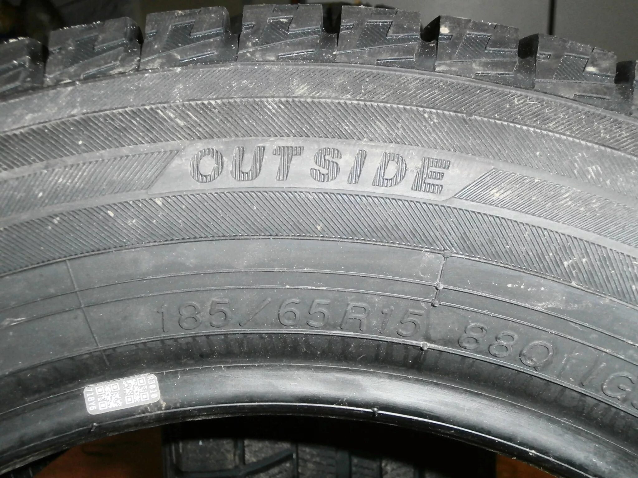 Шины йокогама 185 65 r15 зимние. Шины yokohama 185/65 r15 88q. зимние шины r15 185 65 yokohama ig 50. 88q на шинах. шина yokohama iceguard направление.