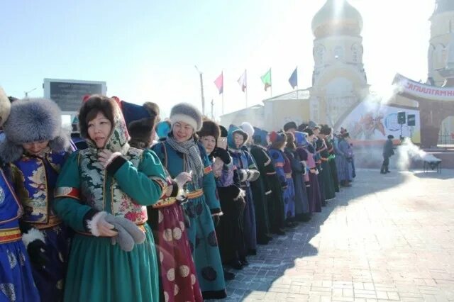 Агинский бурятский округ. Гостиница Алтан сэргэ Агинское. Сагаалган в Агинском. Агинский район саагалган.