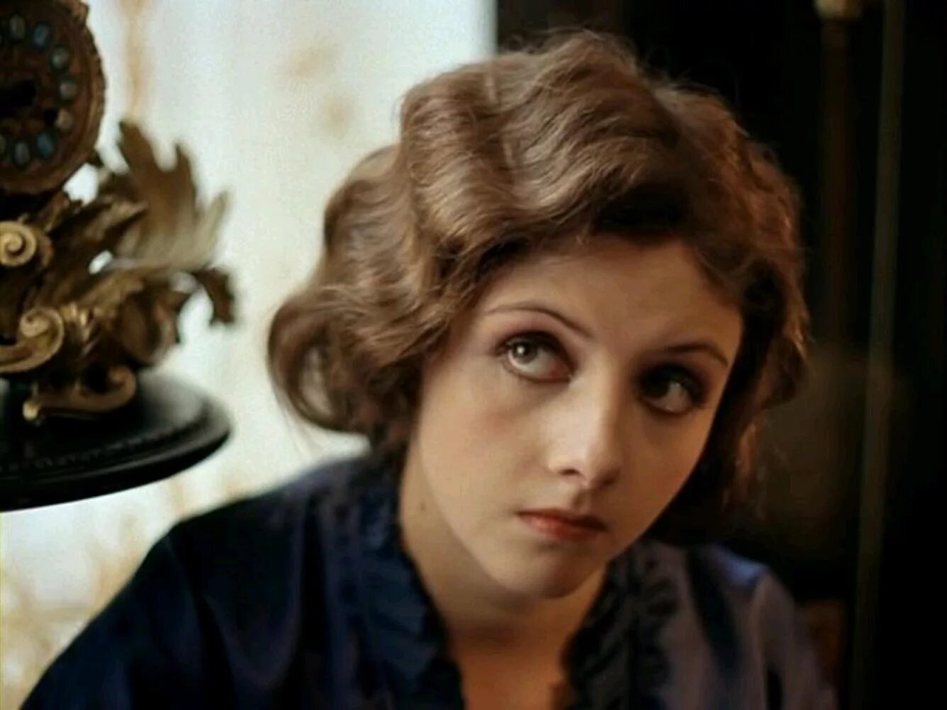 Господин оформитель донна анна. Виктор авилов господин оформитель. Анна демьяненко господин оформитель. Господин оформитель. Анна белецкая господин оформитель.