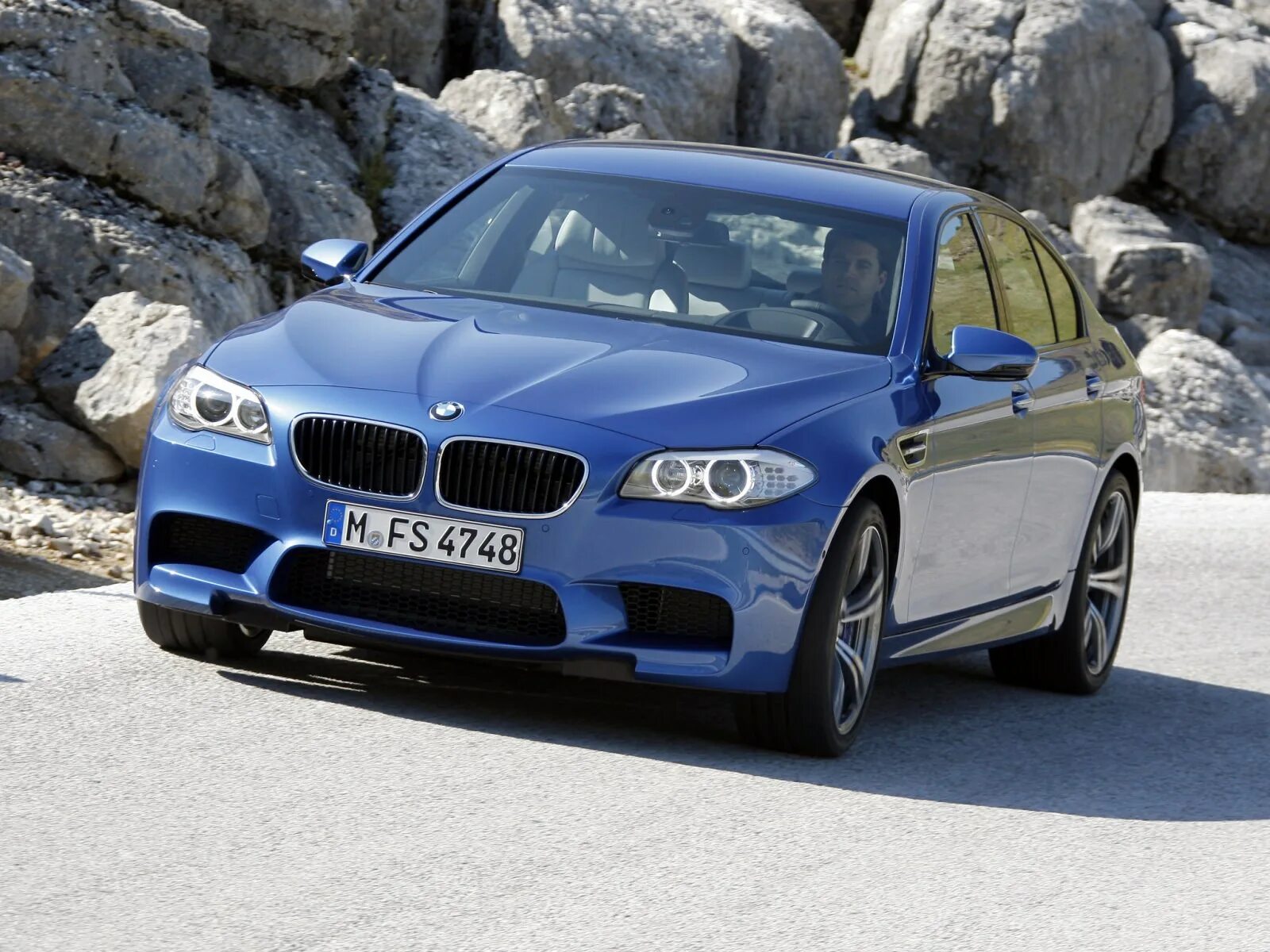 Модели бмв м5. Бмв m5 f60. Bmw m3 f10. Модели бмв м5. Bmw m5 f10.
