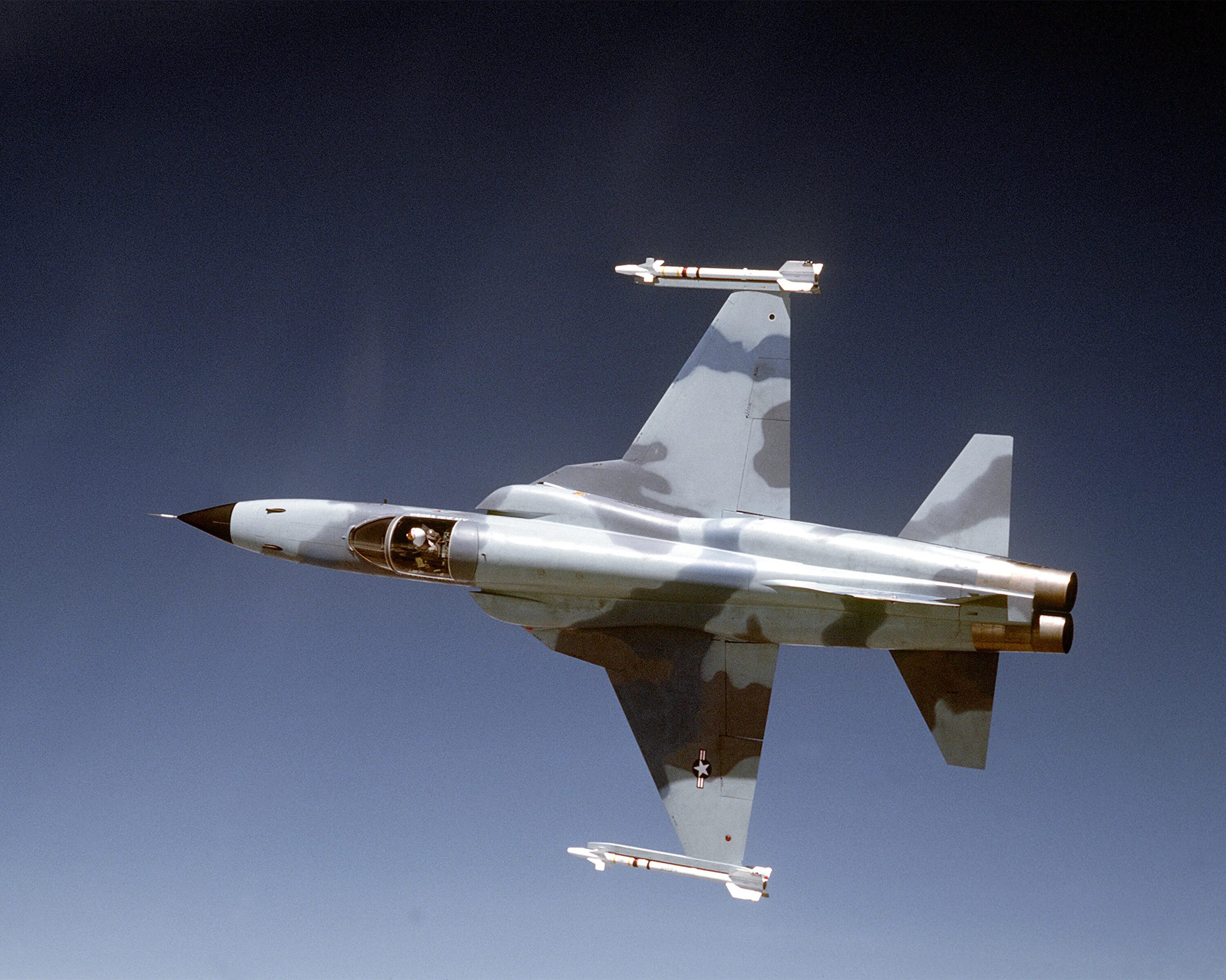 F 5 b k 9
