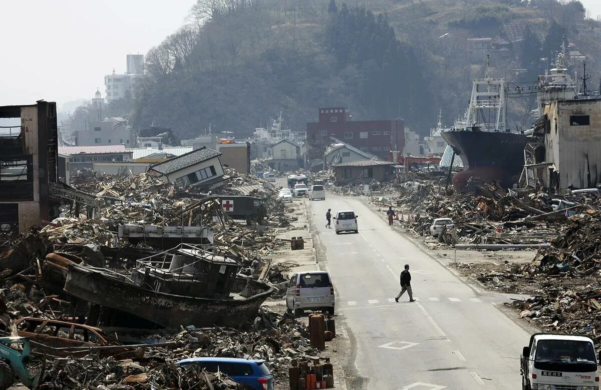 Землетрясение цунами