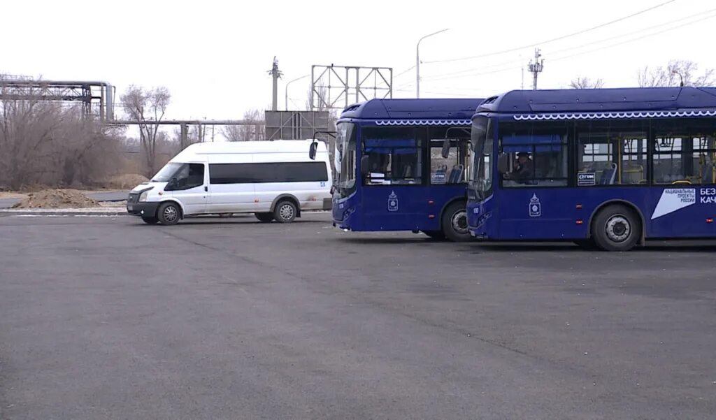 Автобусы астрахань в реальном времени. Волгабас Астрахань автобусы. М5 маршрут Астрахань. Новые автобусы в Астрахани. Запуск автобуса.