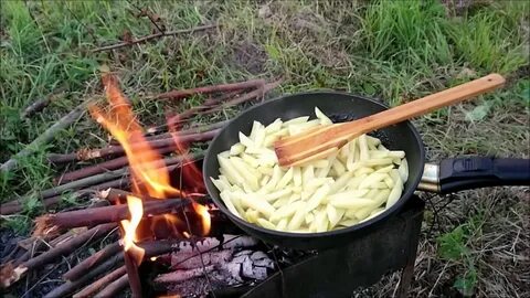 Сколько жарить картошку на костре
