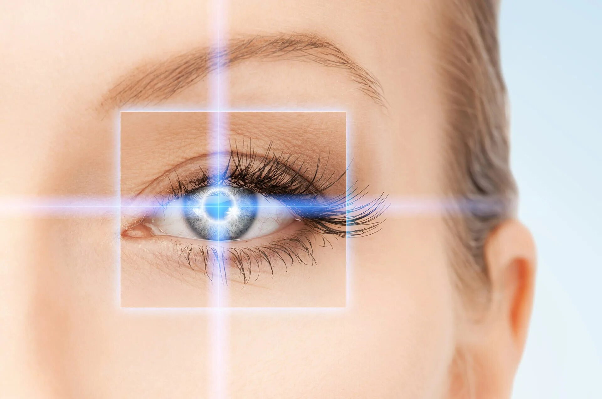 С эстетической точки зрения. Лазерная коррекция зрения LASIK. Офтальмология операции лазерная. Лазерная операция на глаза.