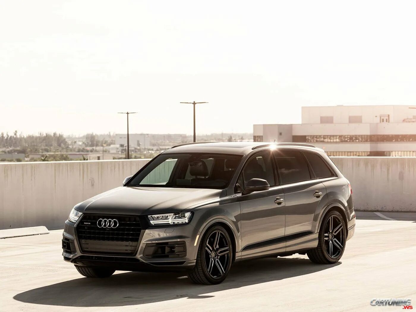 Диски q7 4m. Audi q7 4m. Audi q7 4m r23. Audi q7 4. Audi q7 4m 2018.