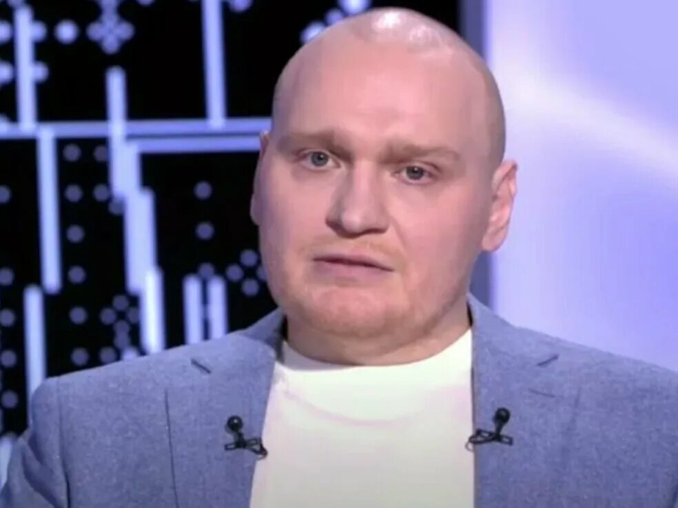 Новый ведущий экстрасенсов 2025