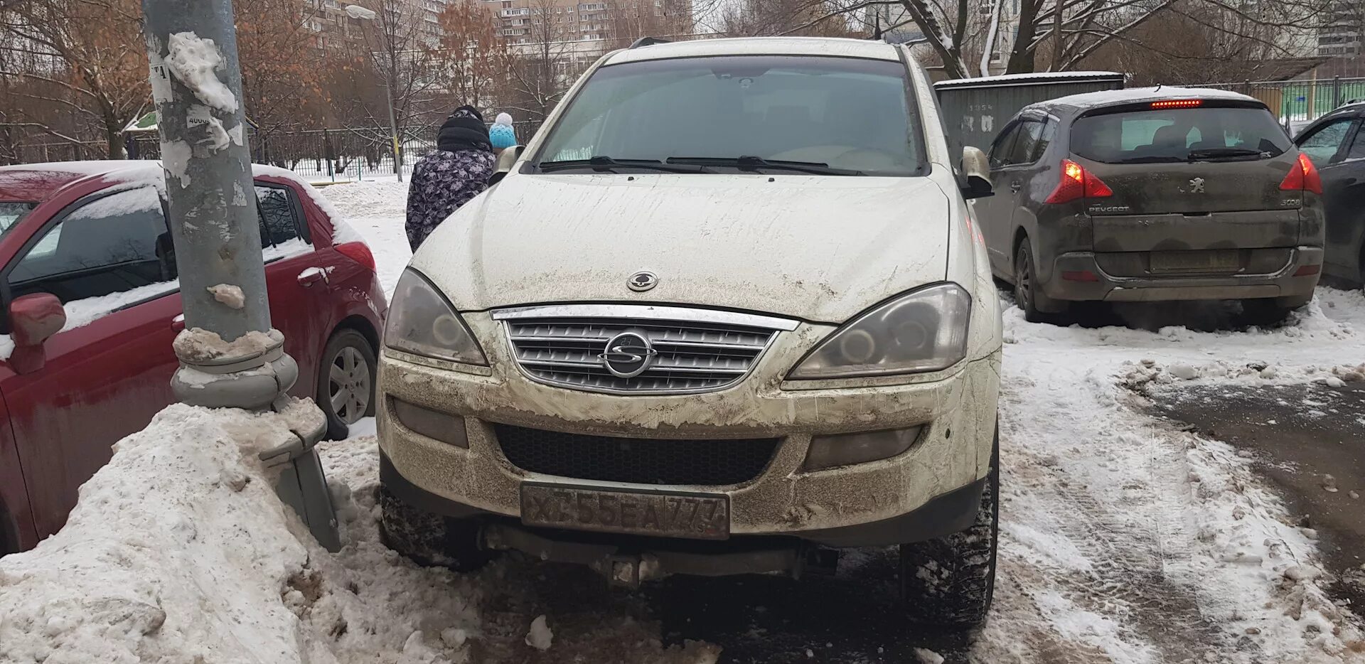 Решетка кайрон. Решетка радиатора 7945009300 на Кайрон. 7945009300 SSANGYONG. Решетка радиатора Кайрон 2. 7945009300 SSANGYONG купить.