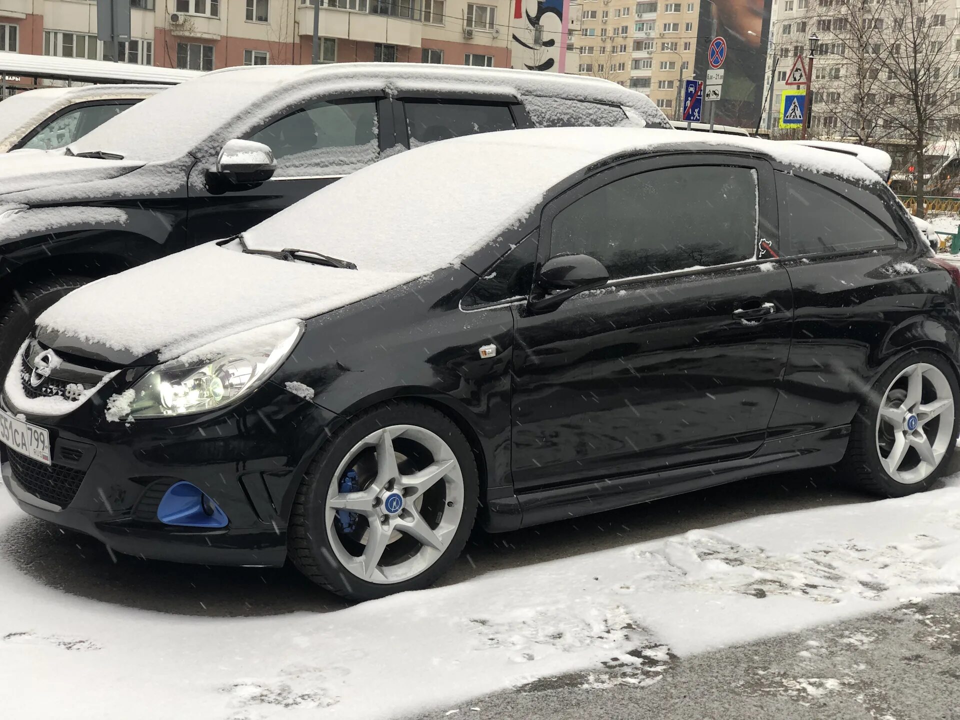 Опель тонированный. Opel corsa тонированная. opel corsa d тонировка. опель корса д тонированный.