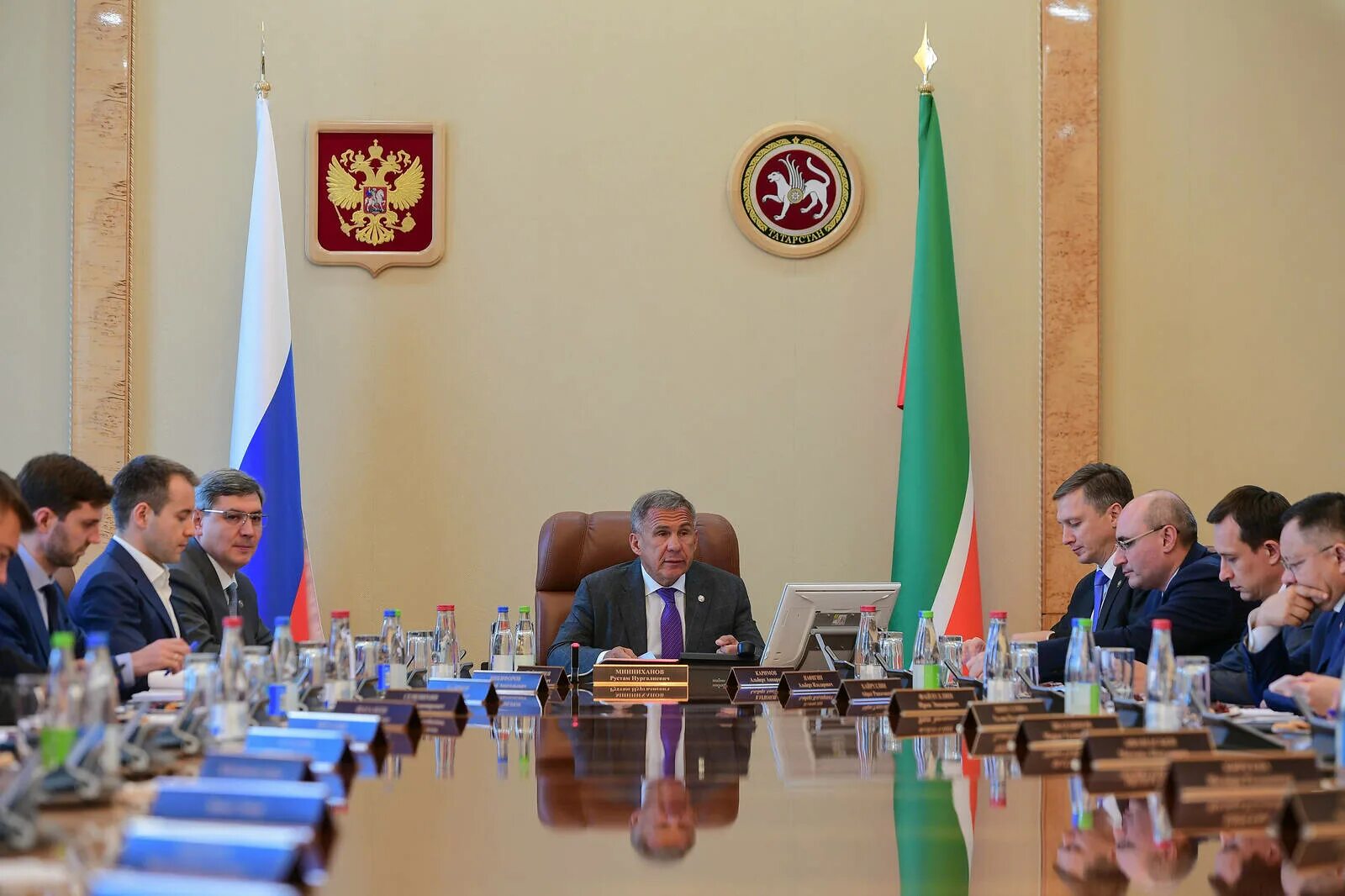 Бәйсез татарстан хөкүмәте правительство независимого татарстана. Правительство Татарстана. Правительство Татарстана фото. Двухсотбальники Татарстан.