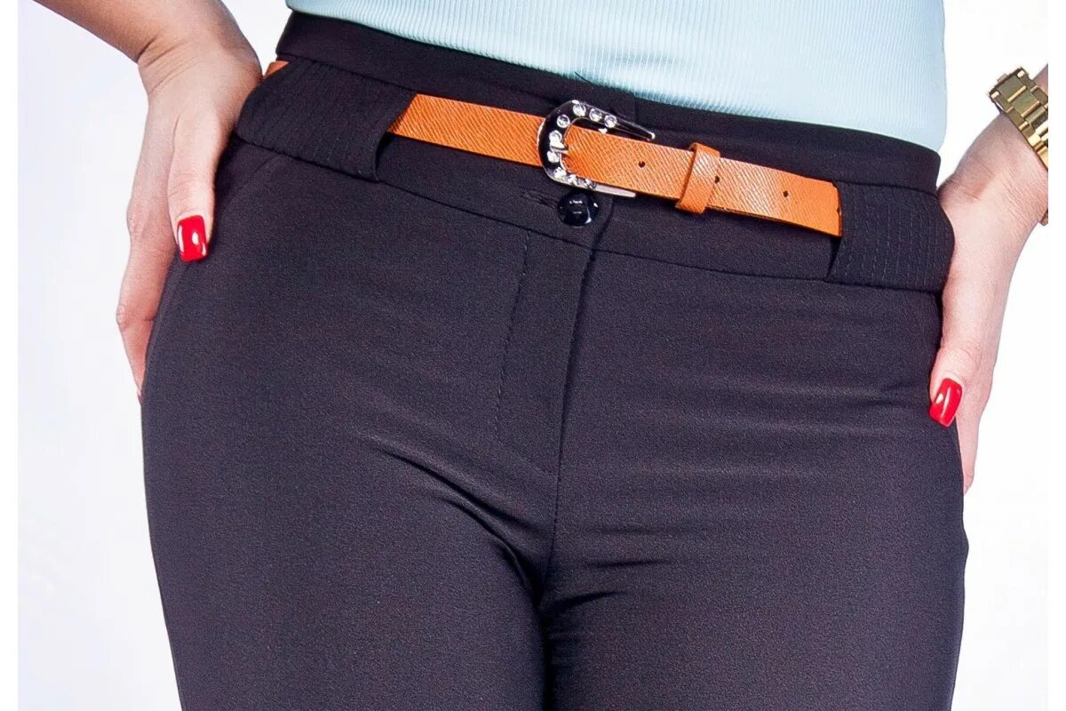 брюки с ремнем женские. спортивные брюки женские клеш от бедра. брюки на бедрах. штаны женские. брюки на бедрах.