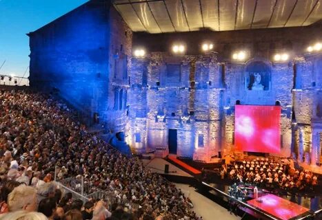 Visit concert