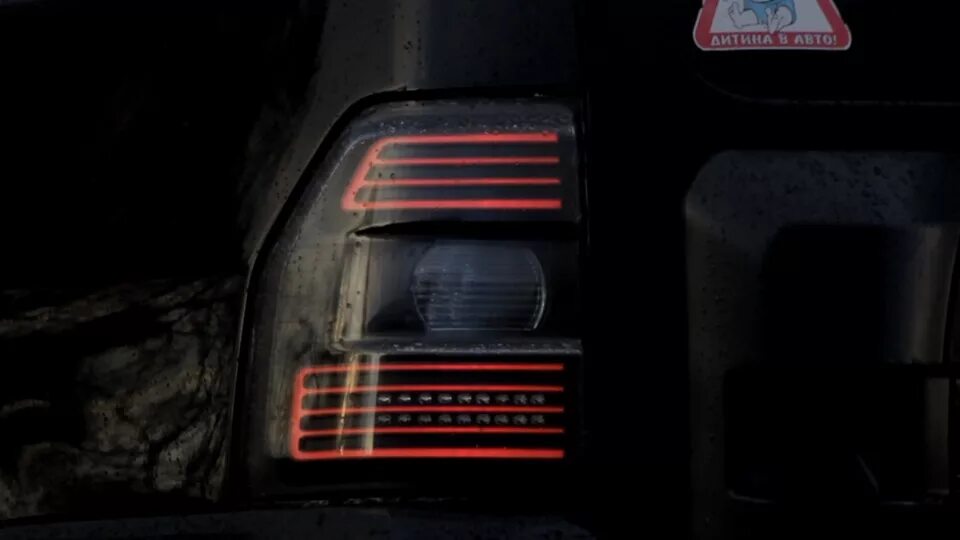Новые задние фонари (диодные) - Mitsubishi Pajero (4G), 3 л, 2009 года стайлинг 