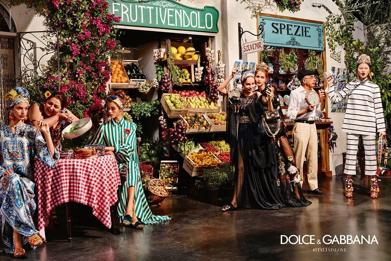 Реклама dolce gabbana. Дольче Габбана Италия. Кампейн Дольче Габбана Италия. Рекламная кампания Дольче Габбана Италия. Стиль Италия Дольче Габбана.