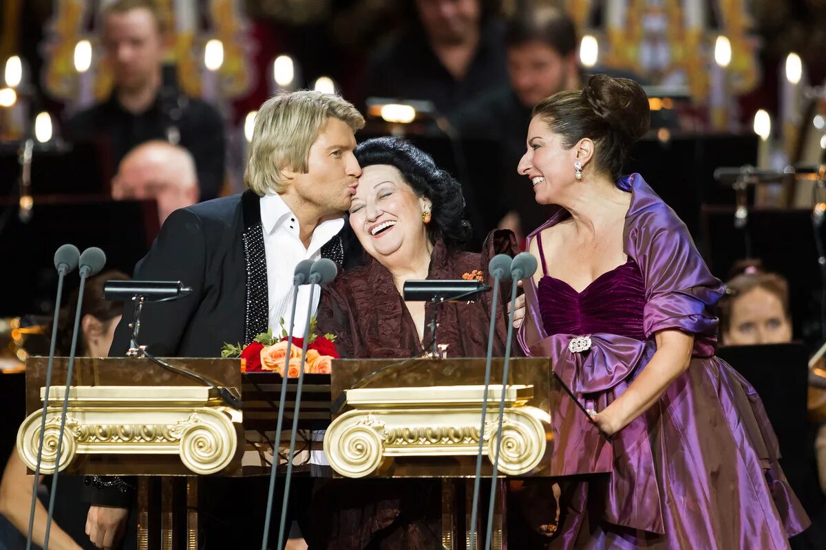 Николай басков монсеррат кабалье барселона. Монтсеррат кабалье и басков. Басков оперный певец. Монсеррат кабалье и николай басков. Николай басков.