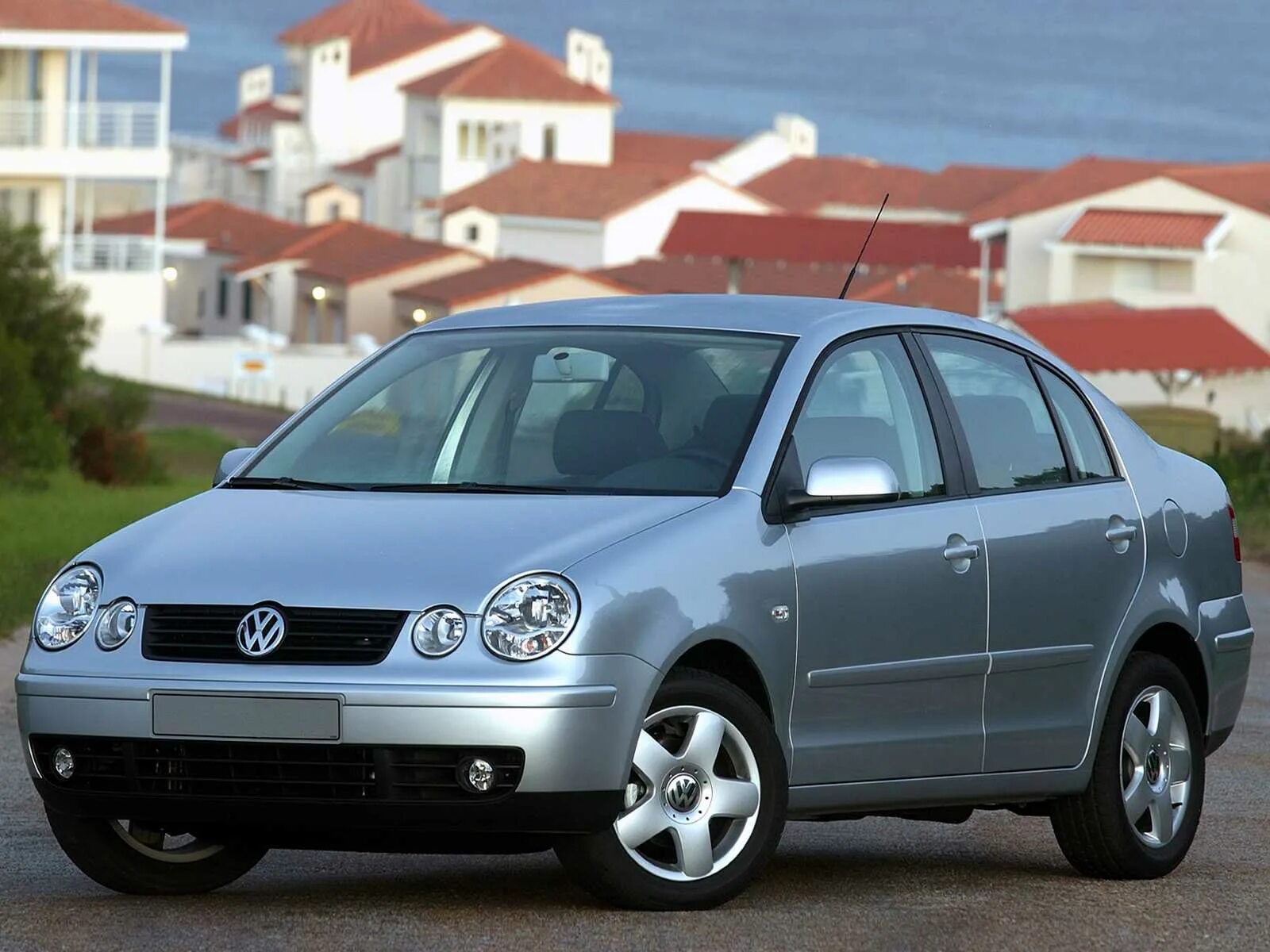 Фольксваген поло 4 седан. Фольксваген поло седан 4 поколения. Volkswagen Polo 4 поколения. Volkswagen Polo 2005 седан. Поло 1 поколение