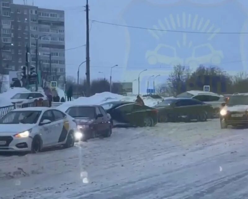 Мурманск чп сегодня. Авария зимой в Мурманске фото. Снег в Мурманской области 06.06. 2023 Года.