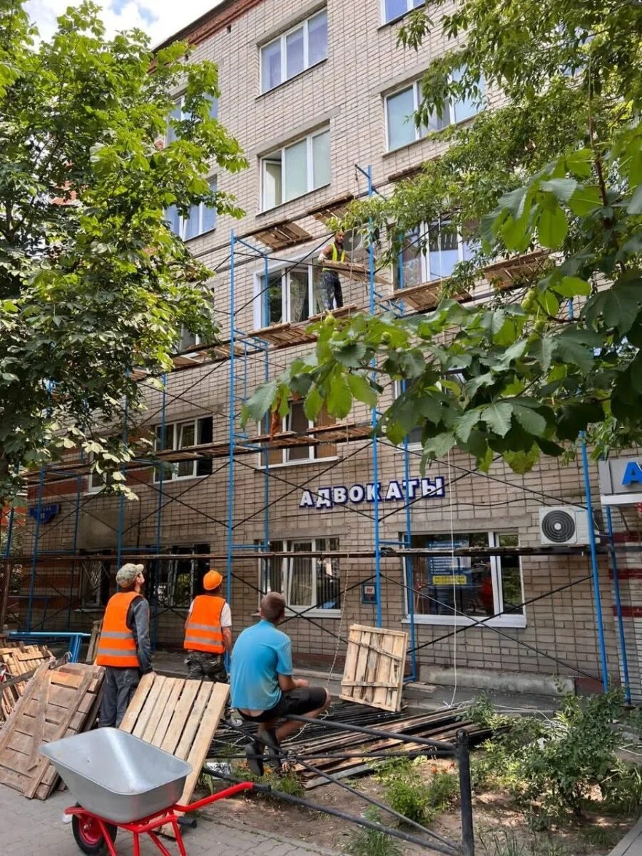 Что такое мкд в белгороде. Мкд белгород. мкд в белгороде отреставрированные. зеленая девятиэтажка белгород.