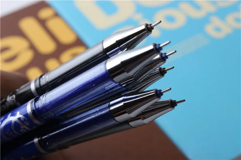 Первые гелевые ручки. Гелевые ручки для школы. Ручка гелевая "Matrix", синяя. Гелевая ручка промо. Синяя большая ручка с черными чернилами.