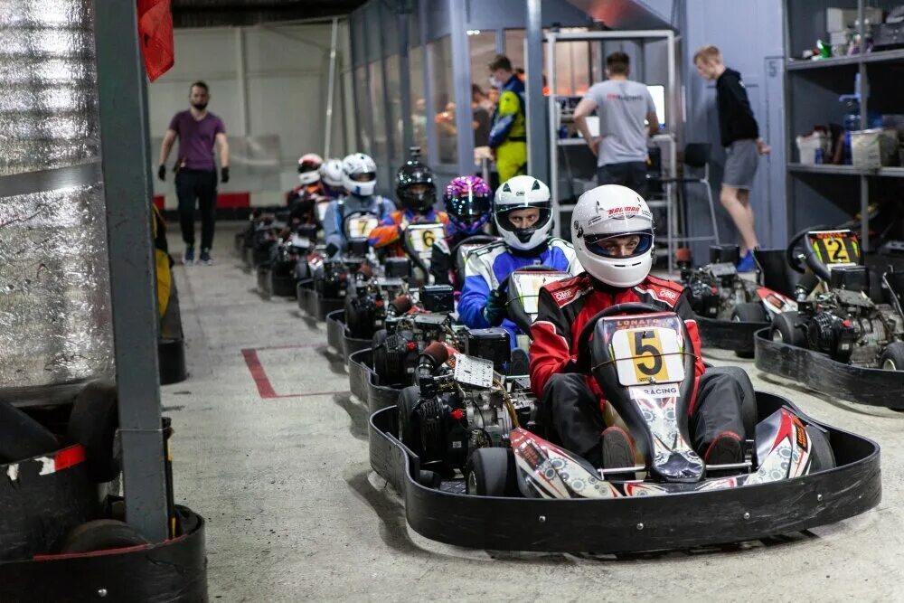 Лонато картинг Москва. Картинг Lonato Karting. Картодром Лонато Москва. Лонато картинг Москва дети.