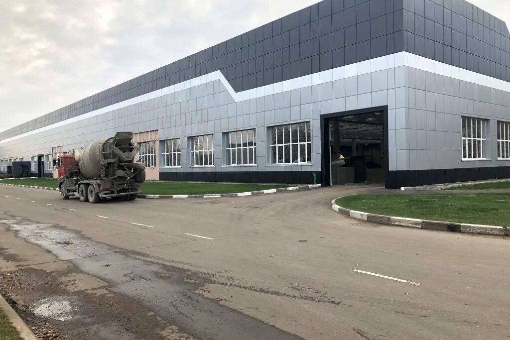 Тутаев ярославская область. Казанская церковь тутаев. Строительство нового завода. Тмз тутаев. Тутаев новый город.