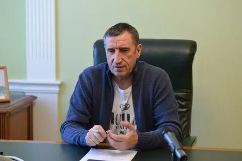 Директор елец