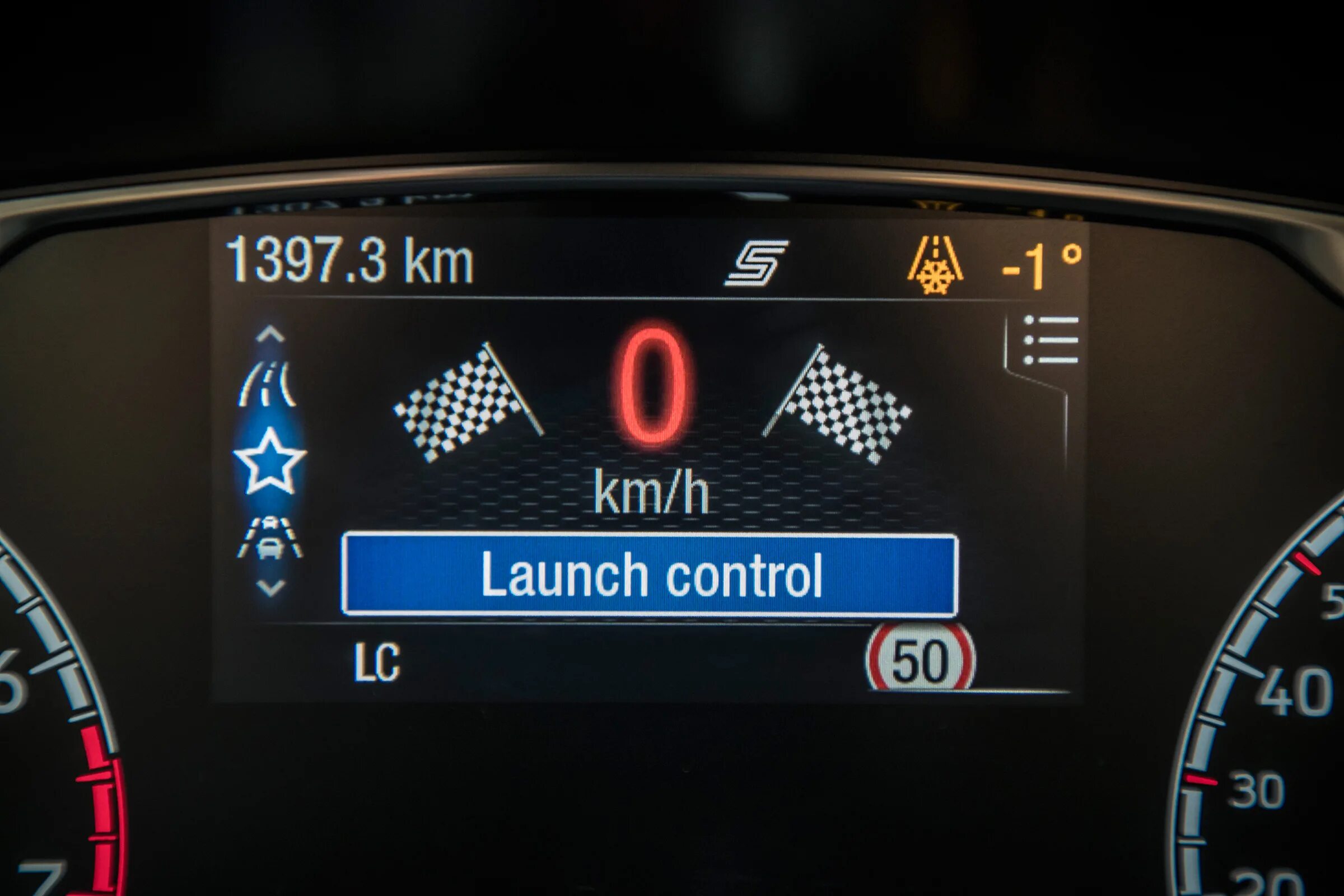 Лаунч старт что это. Лаунч контроль. лаунч старт. bmw launch control. форд фокус 2 лаунч контроль.