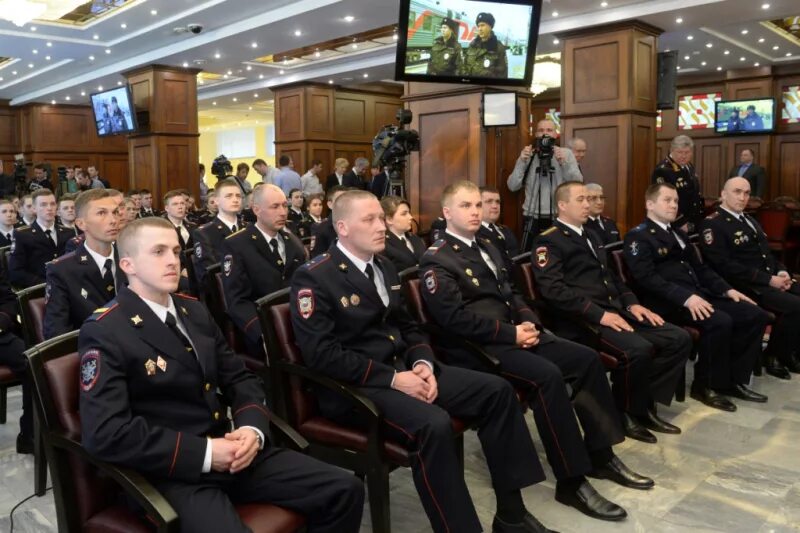 Награждение сотрудников МВД. Транспортная полиция. Вручение наград МВД. Награды транспортной милиции.